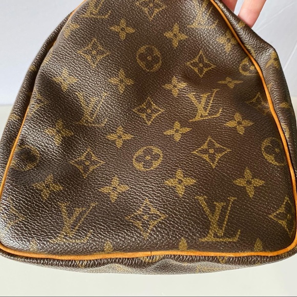 Authentic Louis Vuitton Speedy 30 - Picture 7 of 10